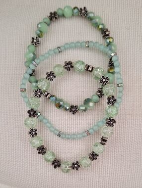 Mint Green Beaded Stretch Bracelet Set with Floral Accents